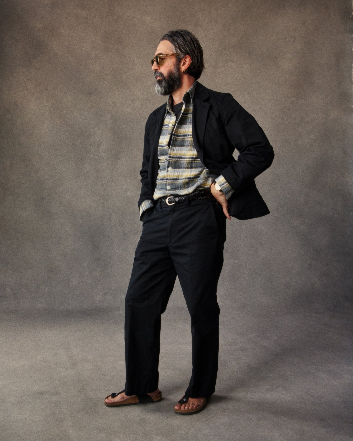 PLAID BUTTON DOWN SHIRT