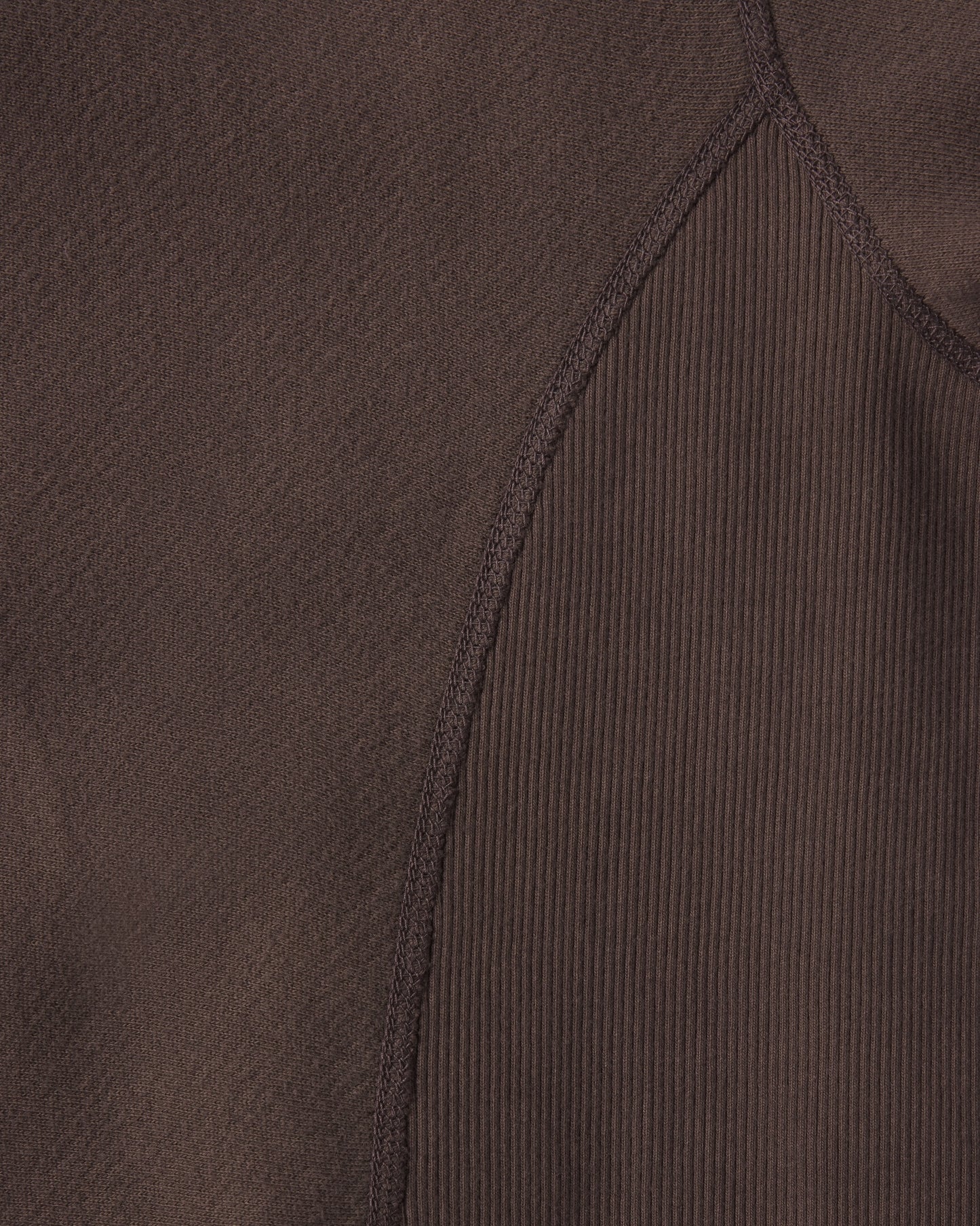 HALF ZIP SWEATSHIRT