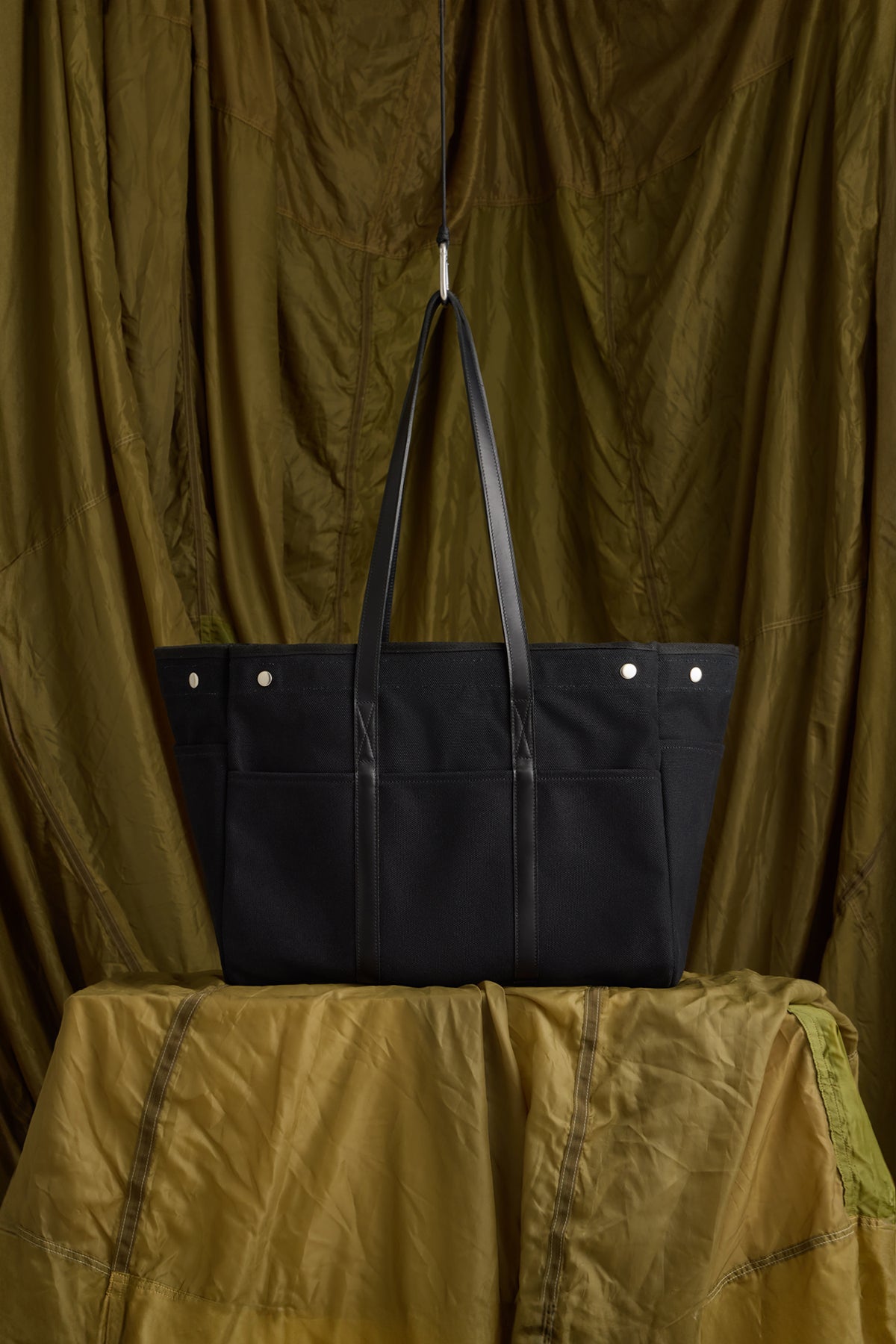 CANVAS TOTE
