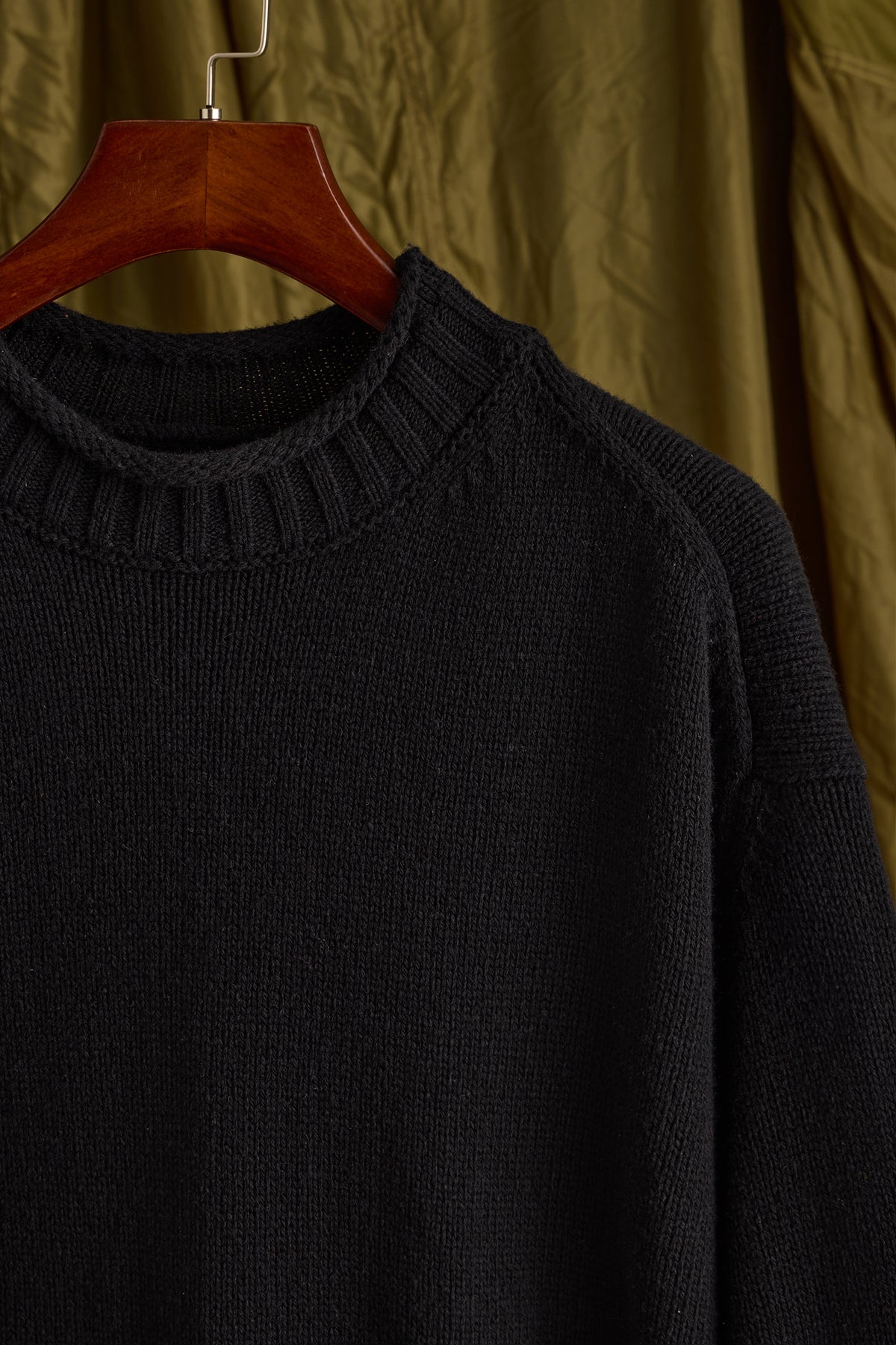 Rollneck Sweater in Black