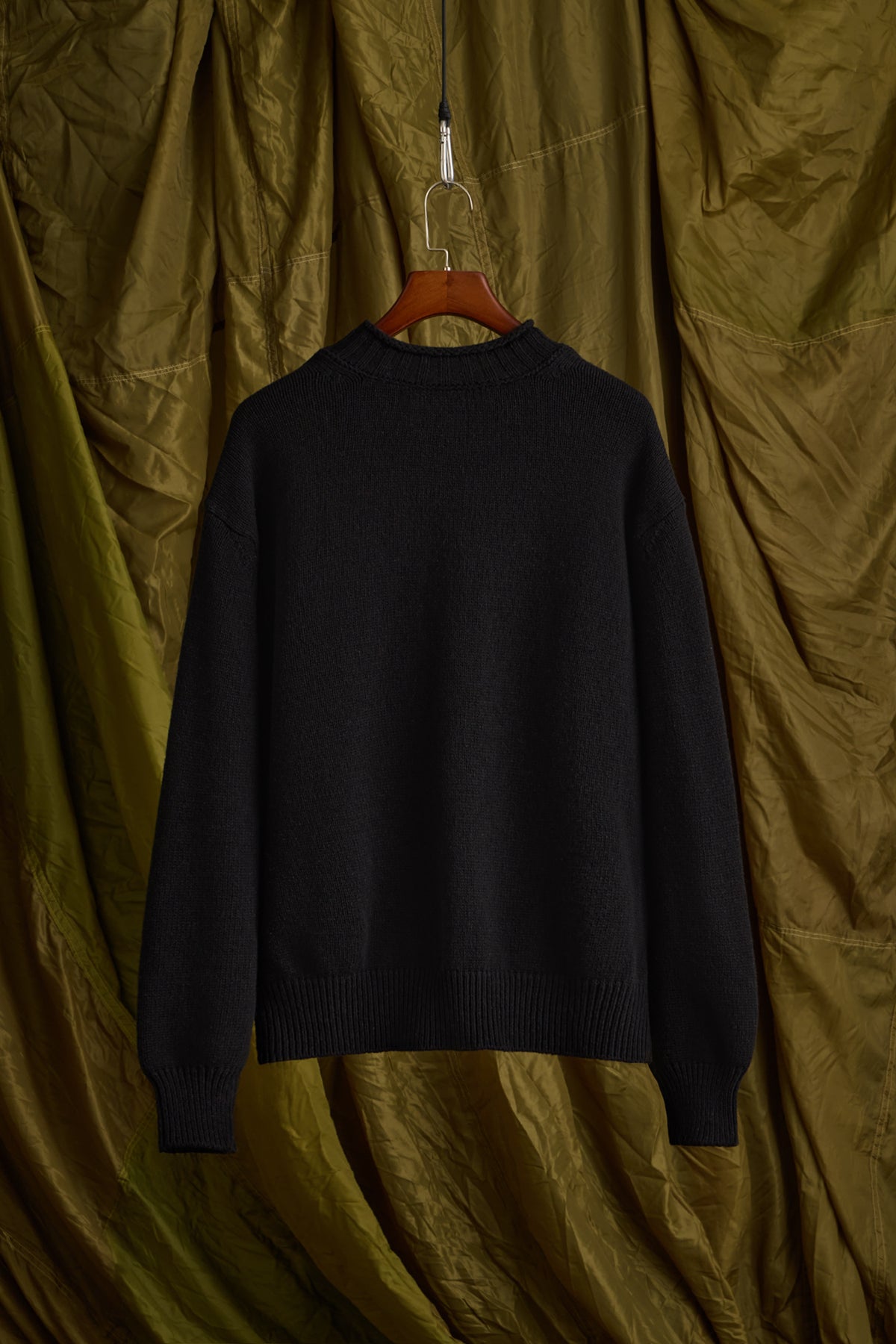 Rollneck Sweater in Black