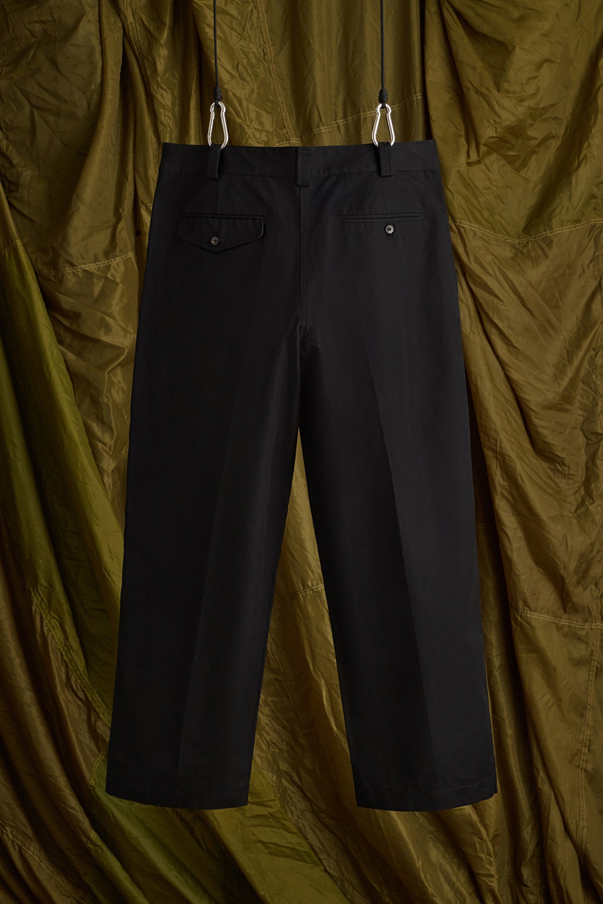 Canvas Double Pleated Pant in Black