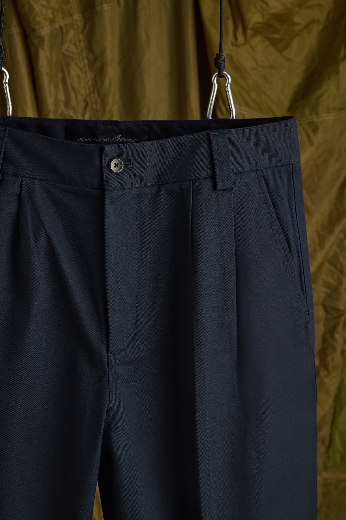 Canvas Double Pleated Pant in Midnight Navy