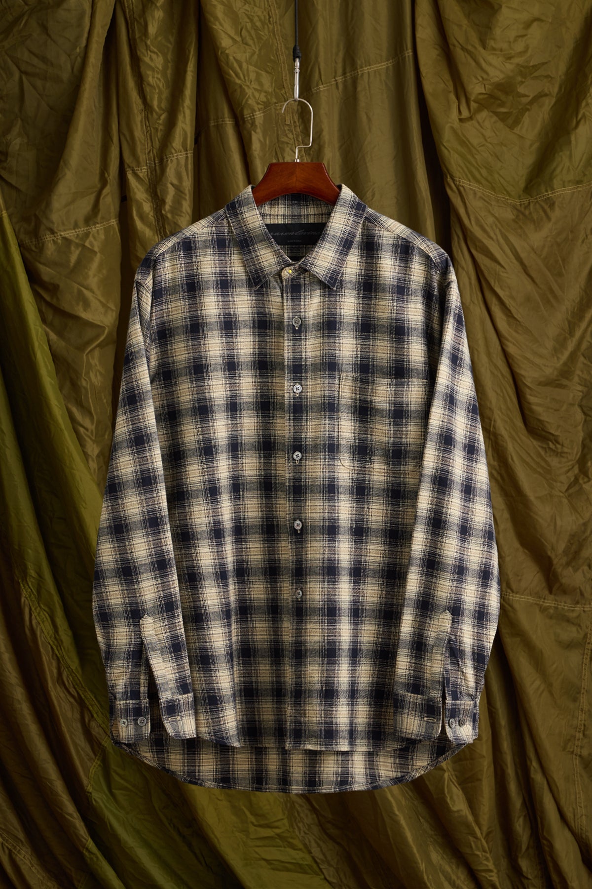 Jaspe Plaid Shirt in Navy